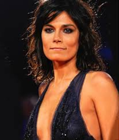 VALERIA SOLARINO SABATO 17 SETTEMBRE A SPECCHIA ALLE ORE 17.00 IN PIAZZA DEL ...